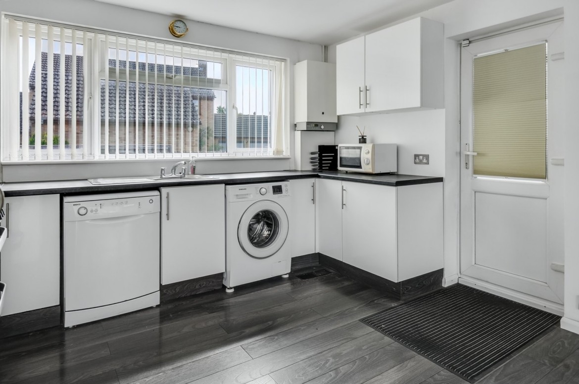 Images for Dene Court, Chelmsford, Essex EAID:3363689002 BID:1388407