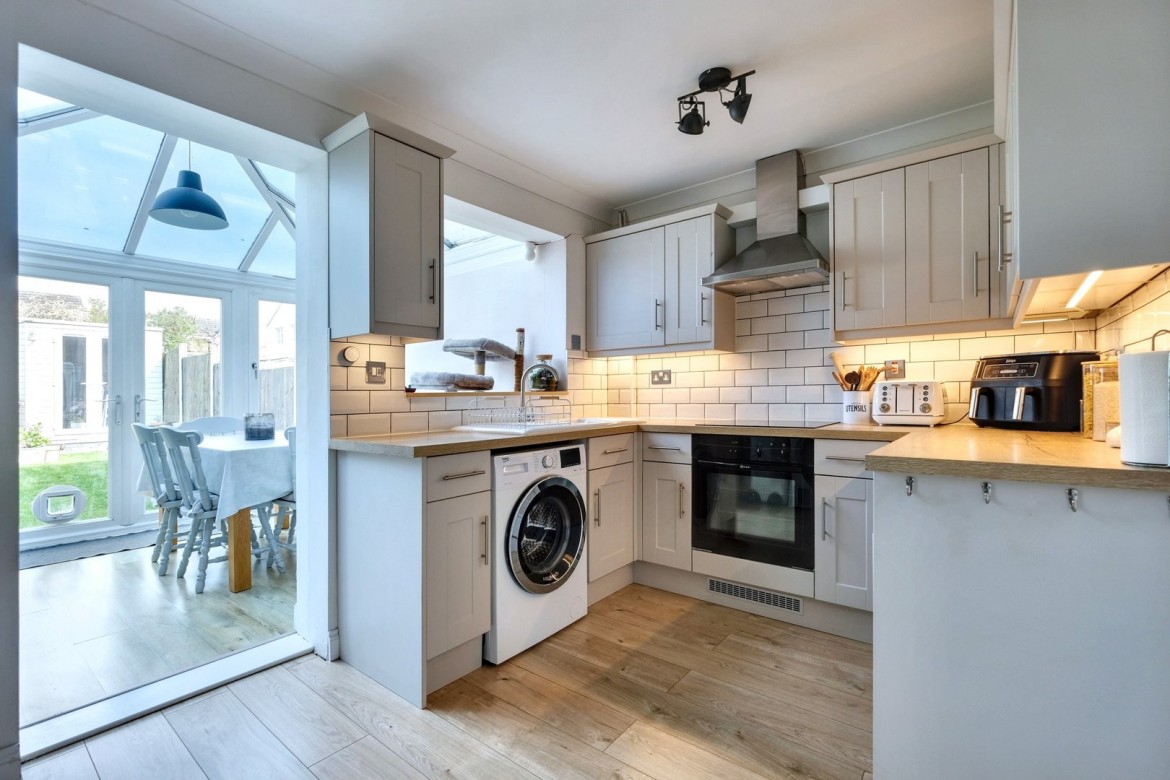 Images for Springfield, Chelmsford, Essex EAID:3363689002 BID:1388407