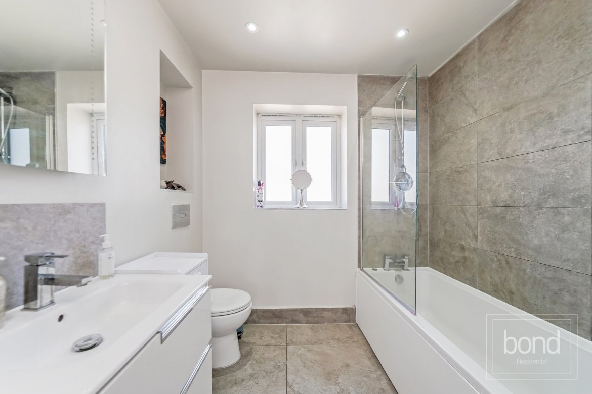 Images for Great Baddow, Chelmsford, Essex EAID:3363689002 BID:1388407