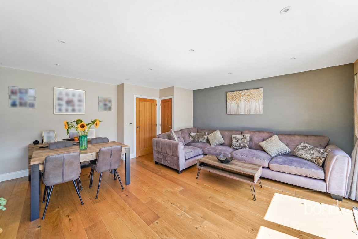 Images for Great Baddow, Chelmsford, Essex EAID:3363689002 BID:1388407
