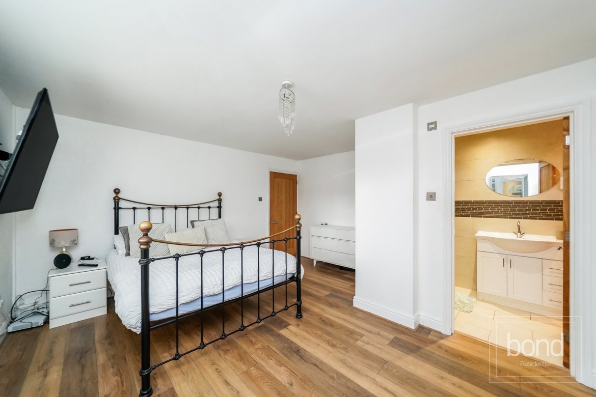 Images for Maldon Road, Sandon, Essex EAID:3363689002 BID:7608502