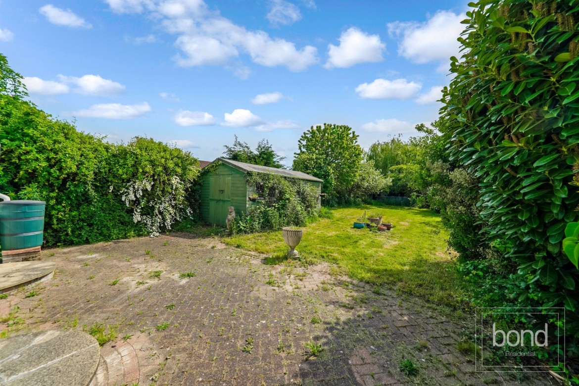 Images for Howe Green, Chelmsford, Essex EAID:3363689002 BID:7608502