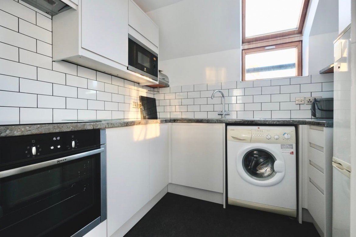 Images for Broomfield, Chelmsford, Essex EAID:3363689002 BID:1388407