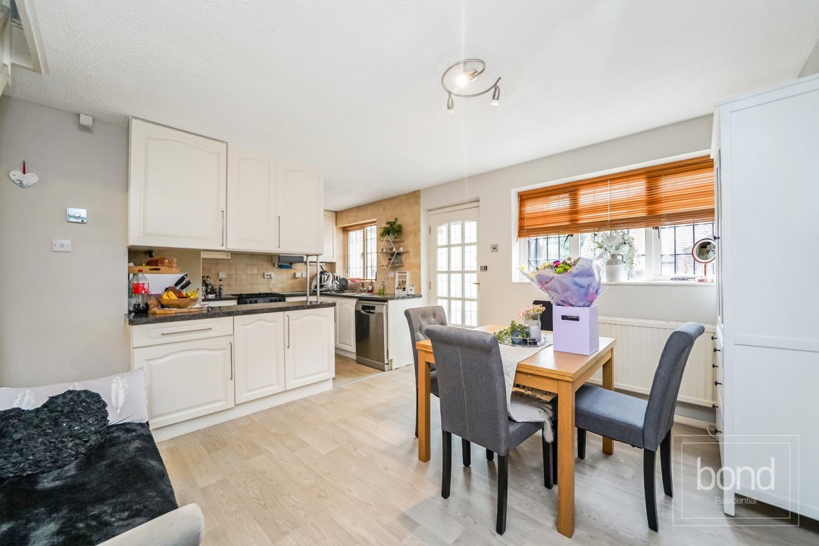 Images for Bicknacre, Chelmsford, Essex EAID:3363689002 BID:7608502