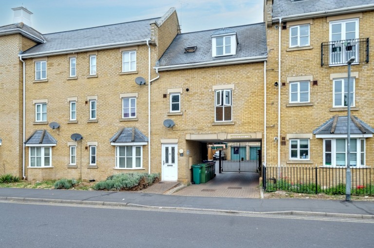 New Writtle Street, Chelmsford, Essex - EAID:3363689002, BID:1388407