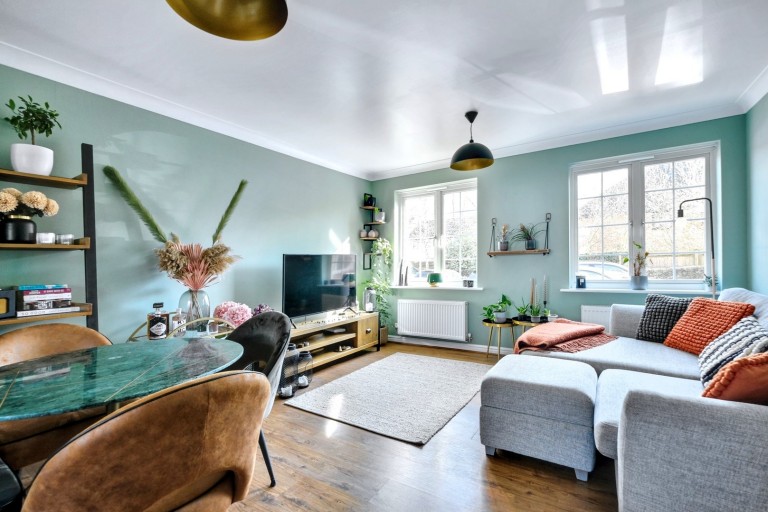 Chelmer Road, Chelmsford, Essex - EAID:3363689002, BID:1388407