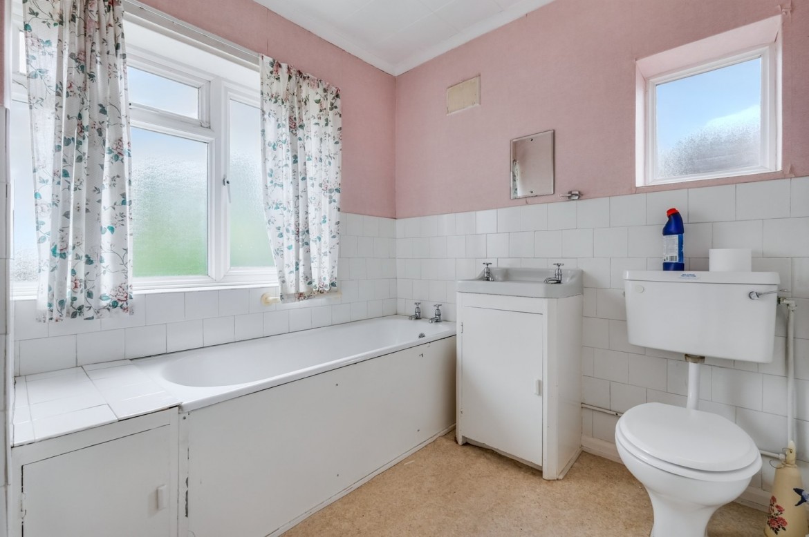 Images for Old Moulsham, Chelmsford, Essex EAID:3363689002 BID:1388407