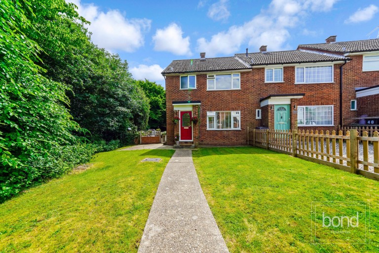 Danbury, Chelmsford, Essex - EAID:3363689002, BID:7608502