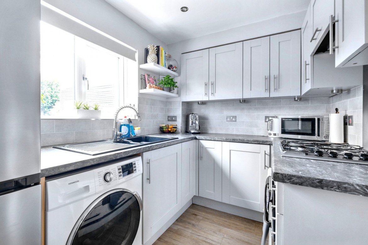 Images for Turkey Oaks, Chelmsford, Essex EAID:3363689002 BID:1388407