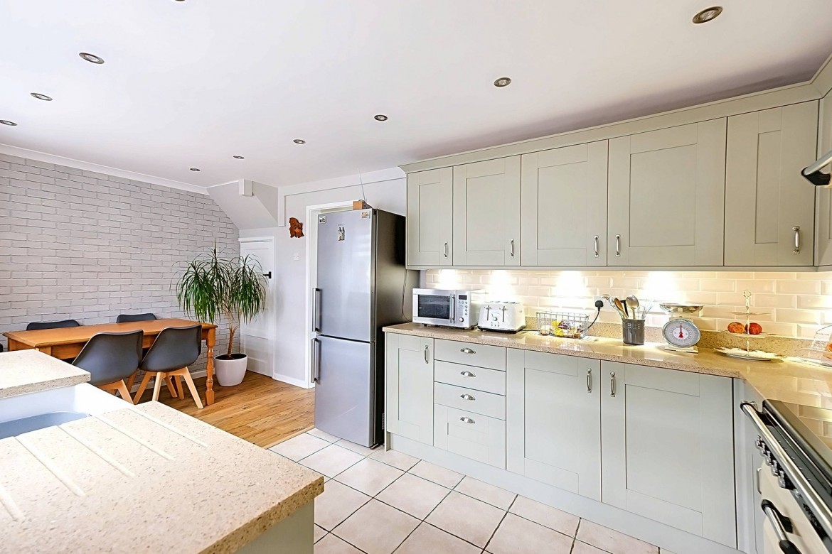 Images for Galleywood, Chelmsford, Essex EAID:3363689002 BID:1388407