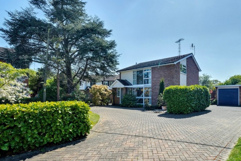 Great Baddow, Chelmsford, Essex - EAID:3363689002, BID:1388407