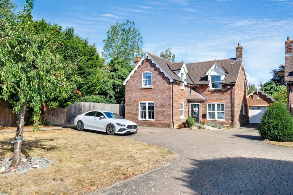 Great Baddow, Chelmsford, Essex - EAID:3363689002, BID:1388407
