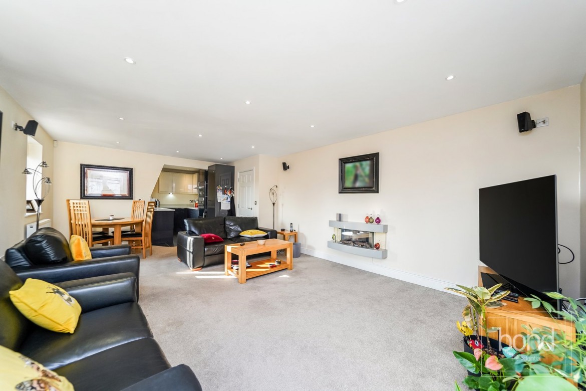 Images for New London Road, Chelmsford, Essex EAID:3363689002 BID:1388407