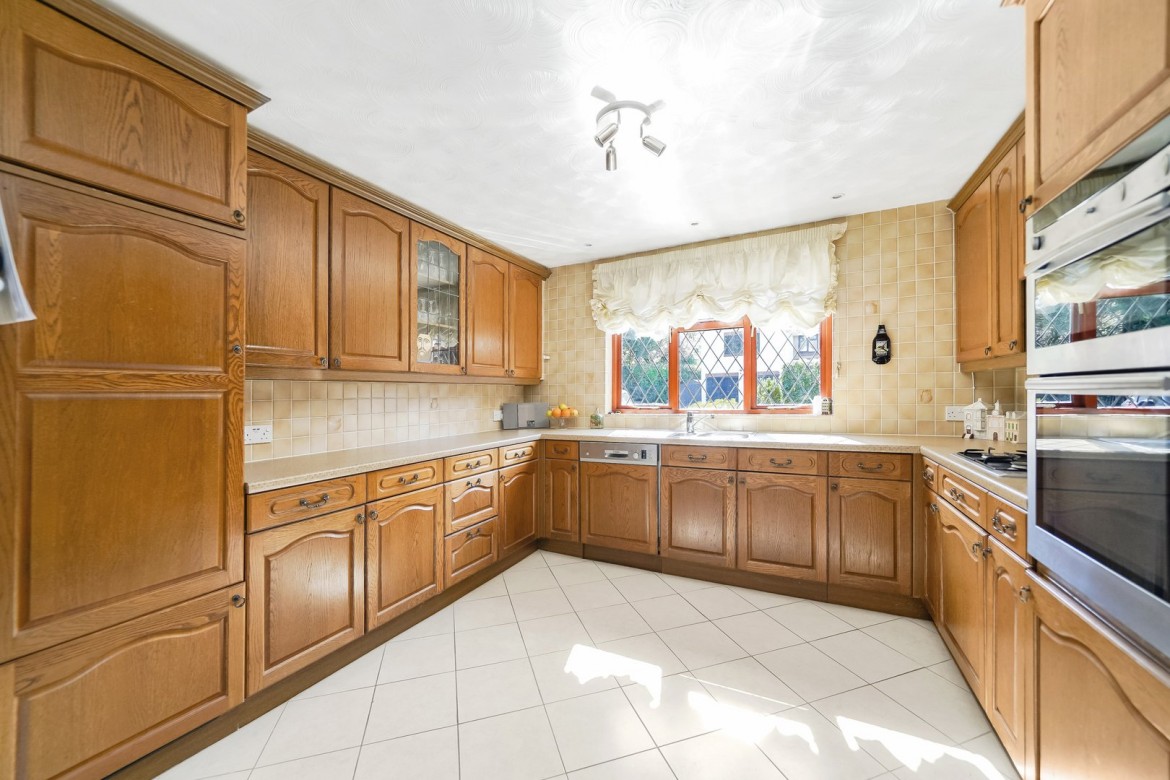 Images for Great Baddow, Chelmsford, Essex EAID:3363689002 BID:1388407