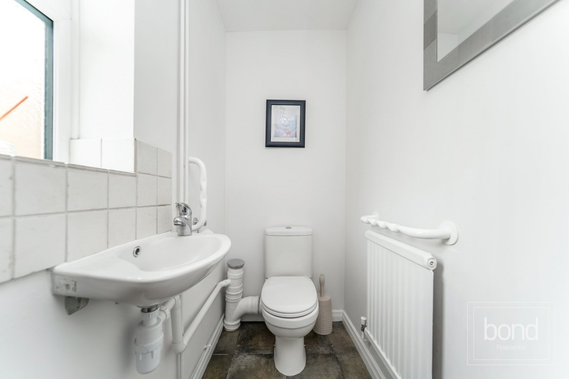 Images for Newlands Spring, Chelmsford, Essex EAID:3363689002 BID:1388407