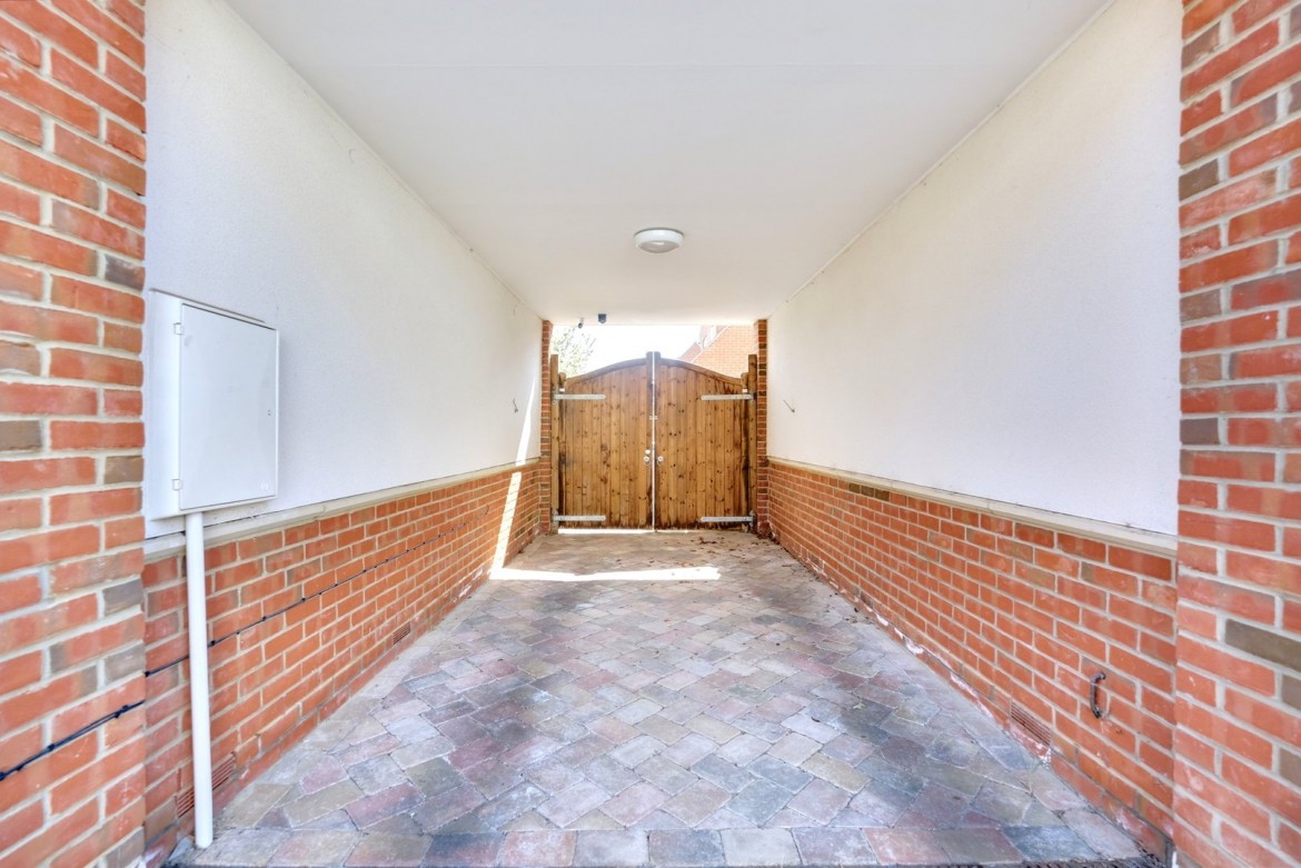 Images for Whitley Link, Chelmsford, Essex EAID:3363689002 BID:1388407