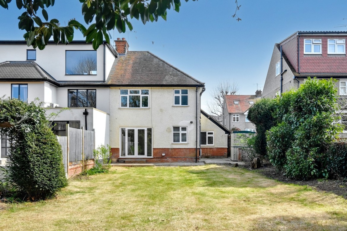 Images for Widford Grove, Chelmsford, Essex EAID:3363689002 BID:1388407
