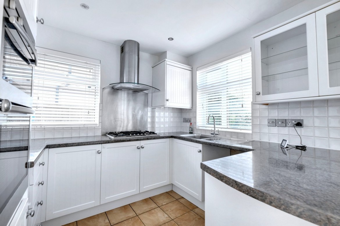 Images for Widford Grove, Chelmsford, Essex EAID:3363689002 BID:1388407