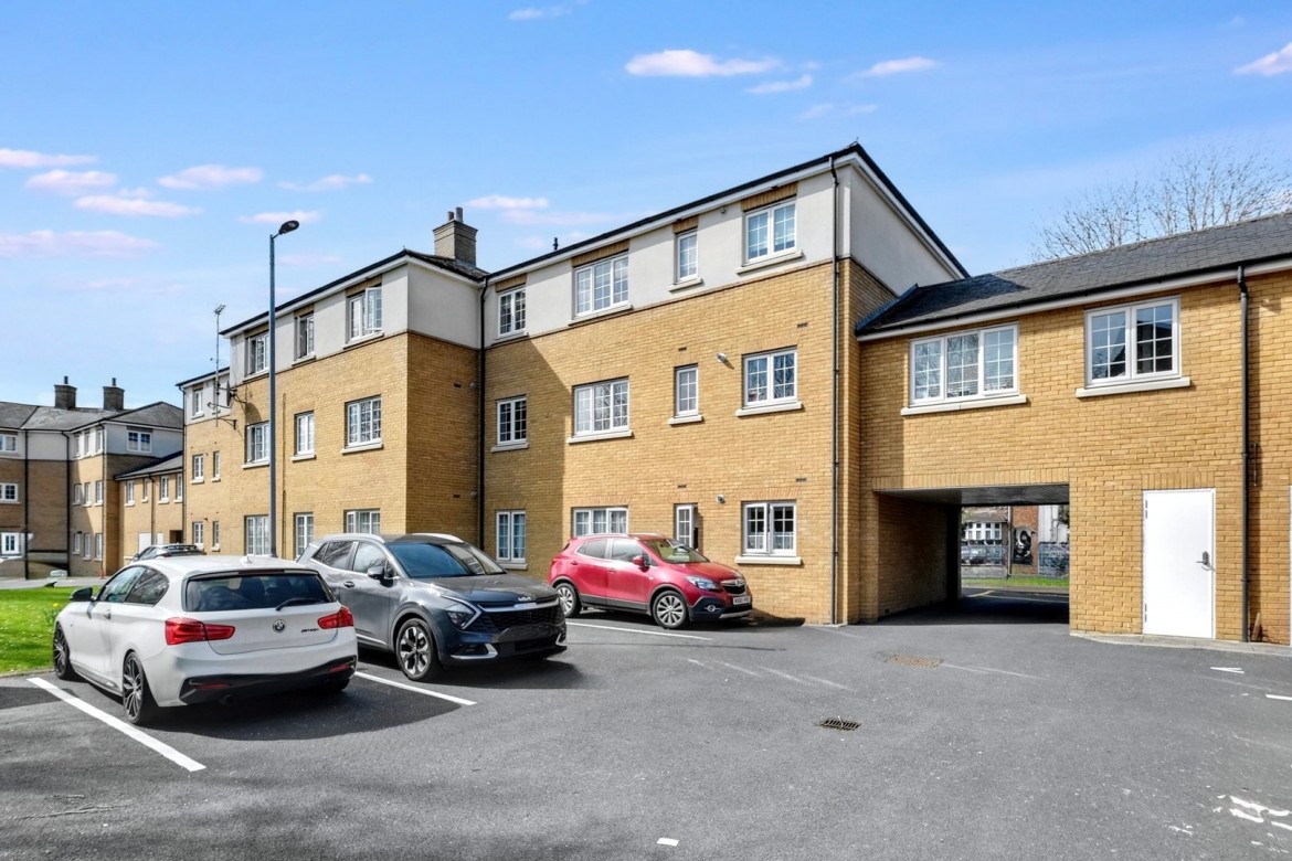 Images for Chelmer Road, Chelmsford, Essex EAID:3363689002 BID:1388407