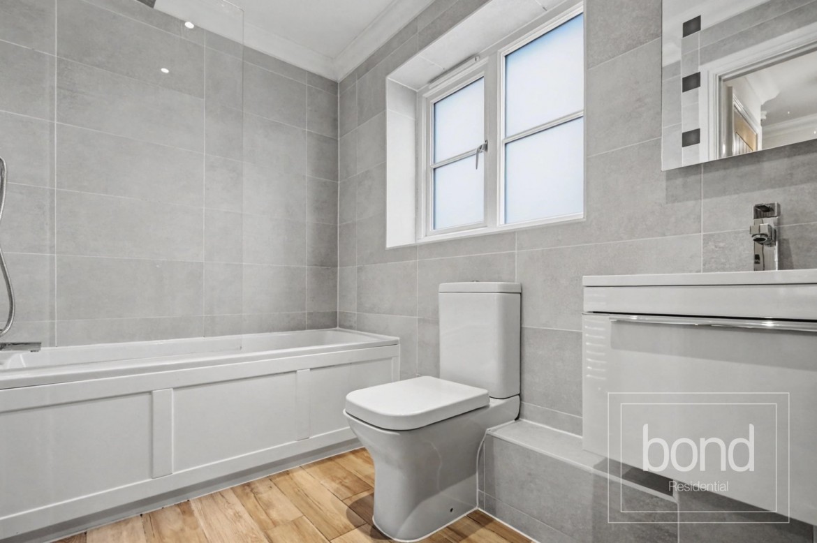 Images for Eves Corner, Danbury, Essex EAID:3363689002 BID:7608502