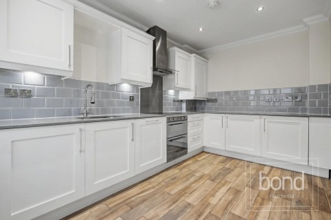 Eves Corner, Danbury, Essex - EAID:3363689002, BID:7608502