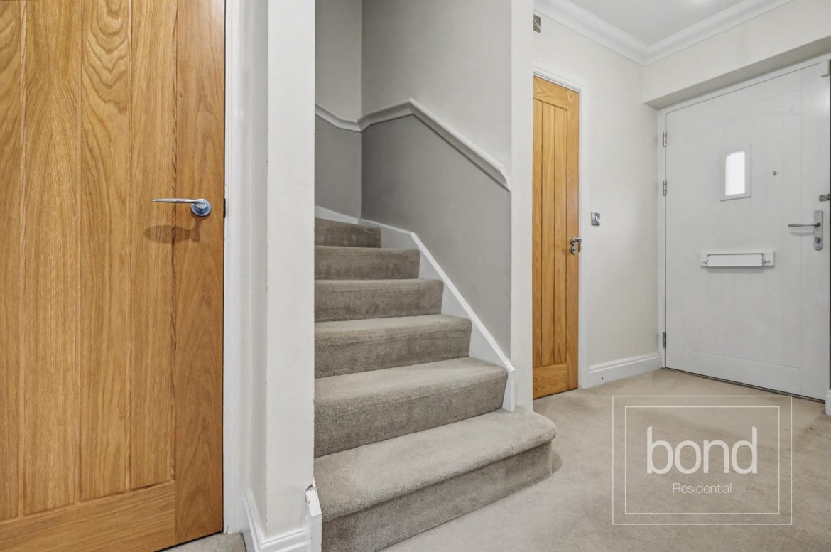 Images for Eves Corner, Danbury, Essex EAID:3363689002 BID:7608502