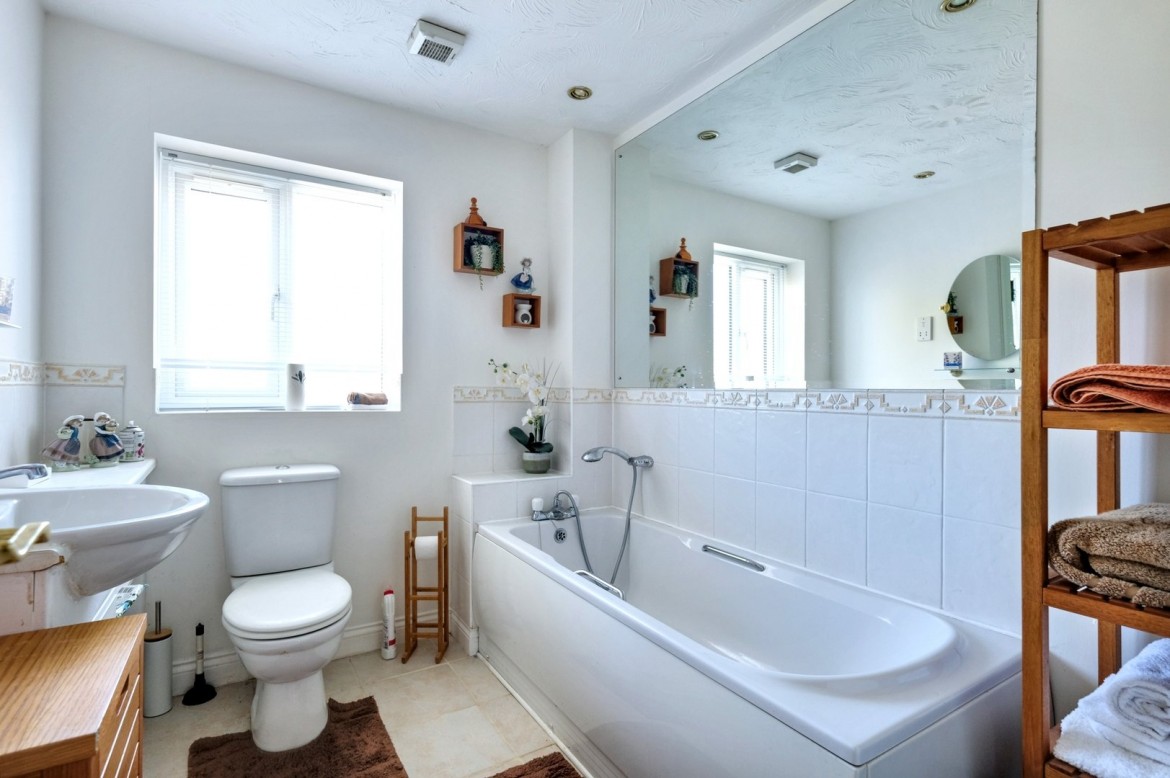 Images for Great Baddow, Chelmsford, Essex EAID:3363689002 BID:1388407