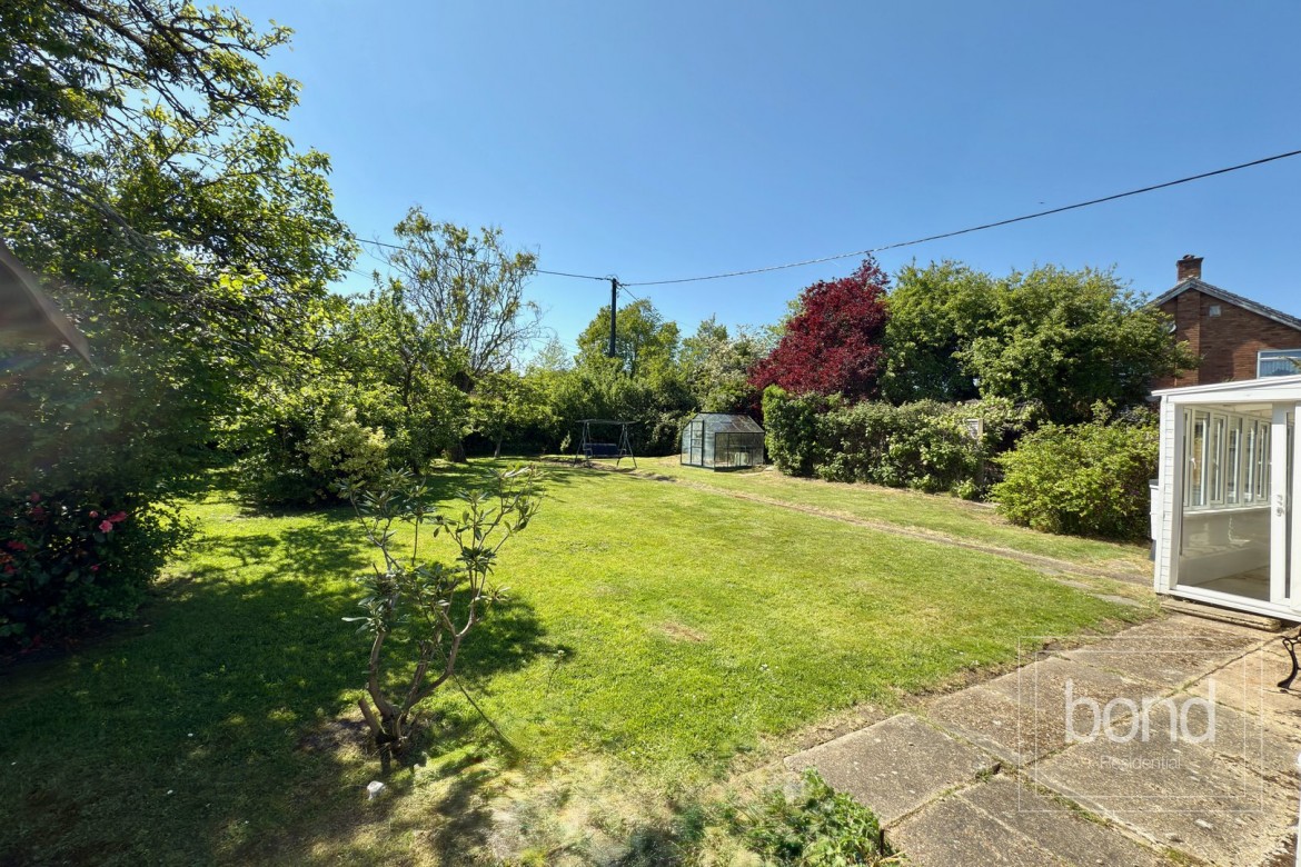 Images for Hazeleigh, Chelmsford, Essex EAID:3363689002 BID:7608502