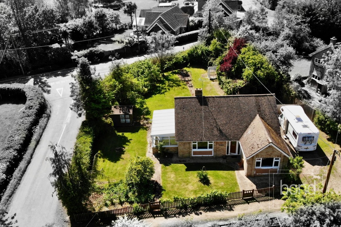Images for Hazeleigh, Chelmsford, Essex EAID:3363689002 BID:7608502