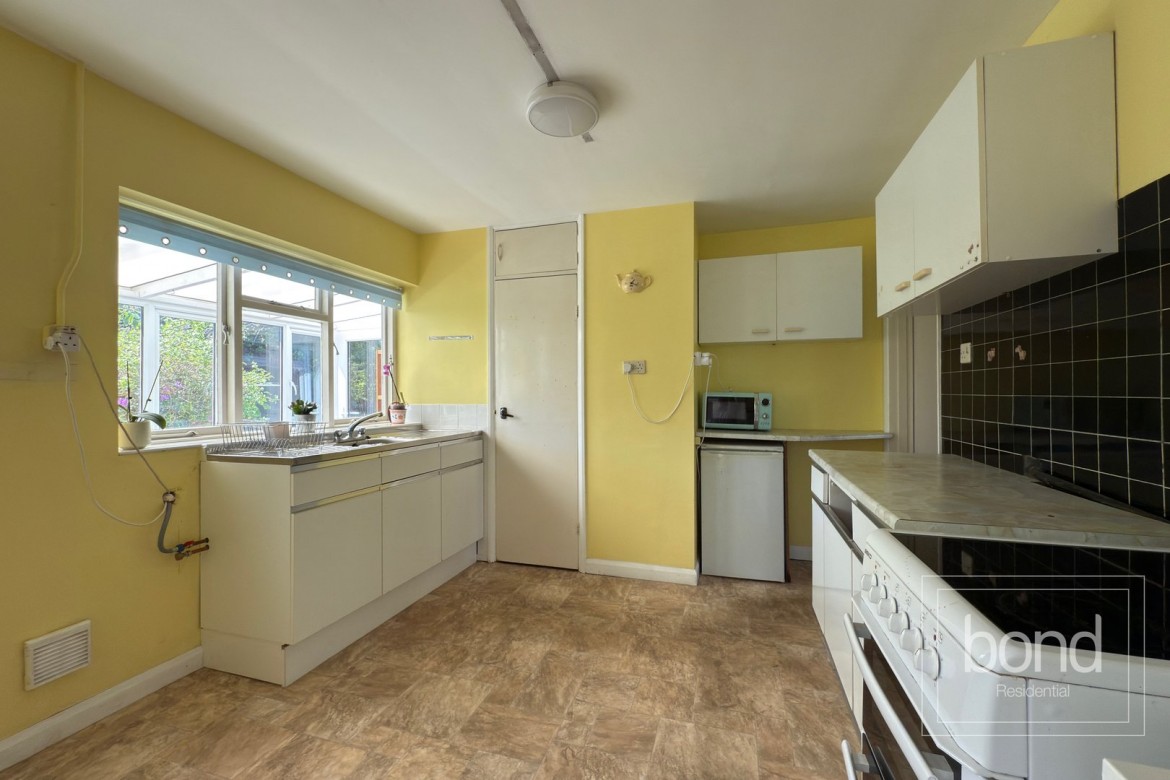Images for Hazeleigh, Chelmsford, Essex EAID:3363689002 BID:7608502