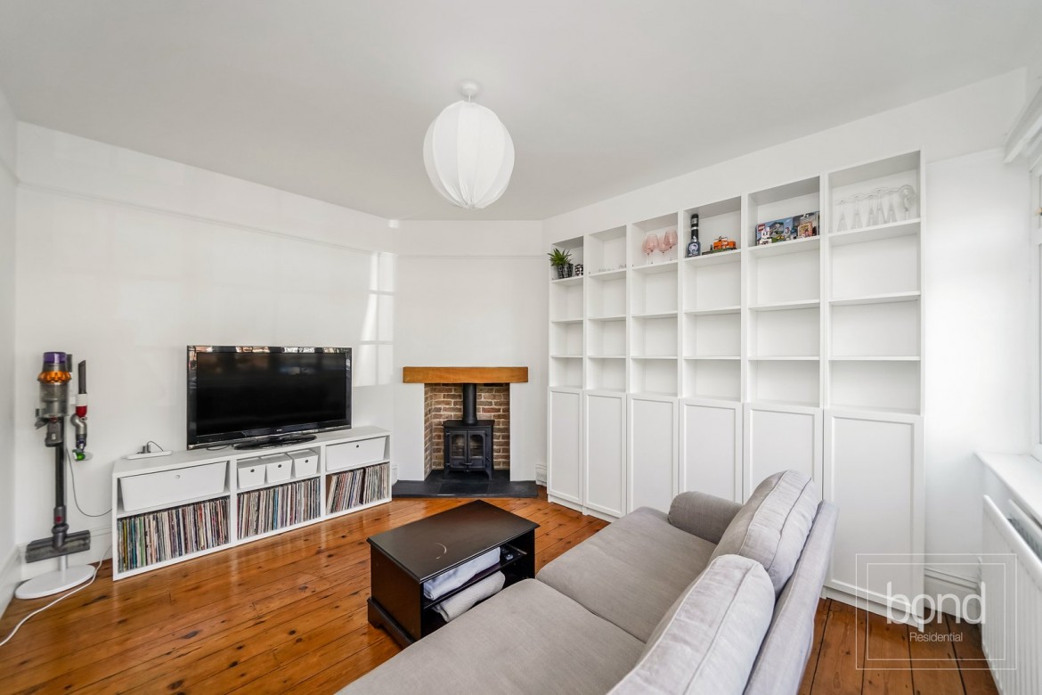 Images for Cedar Avenue, Chelmsford, Essex EAID:3363689002 BID:1388407