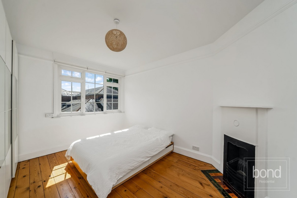Images for Cedar Avenue, Chelmsford, Essex EAID:3363689002 BID:1388407