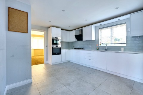 Chancellor Park, Chelmsford, Essex - EAID:3363689002, BID:1388407
