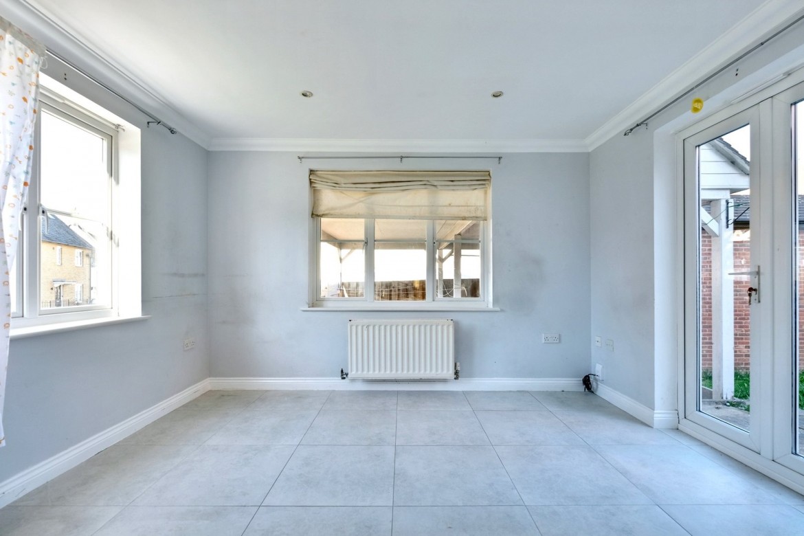 Images for Chancellor Park, Chelmsford, Essex EAID:3363689002 BID:1388407