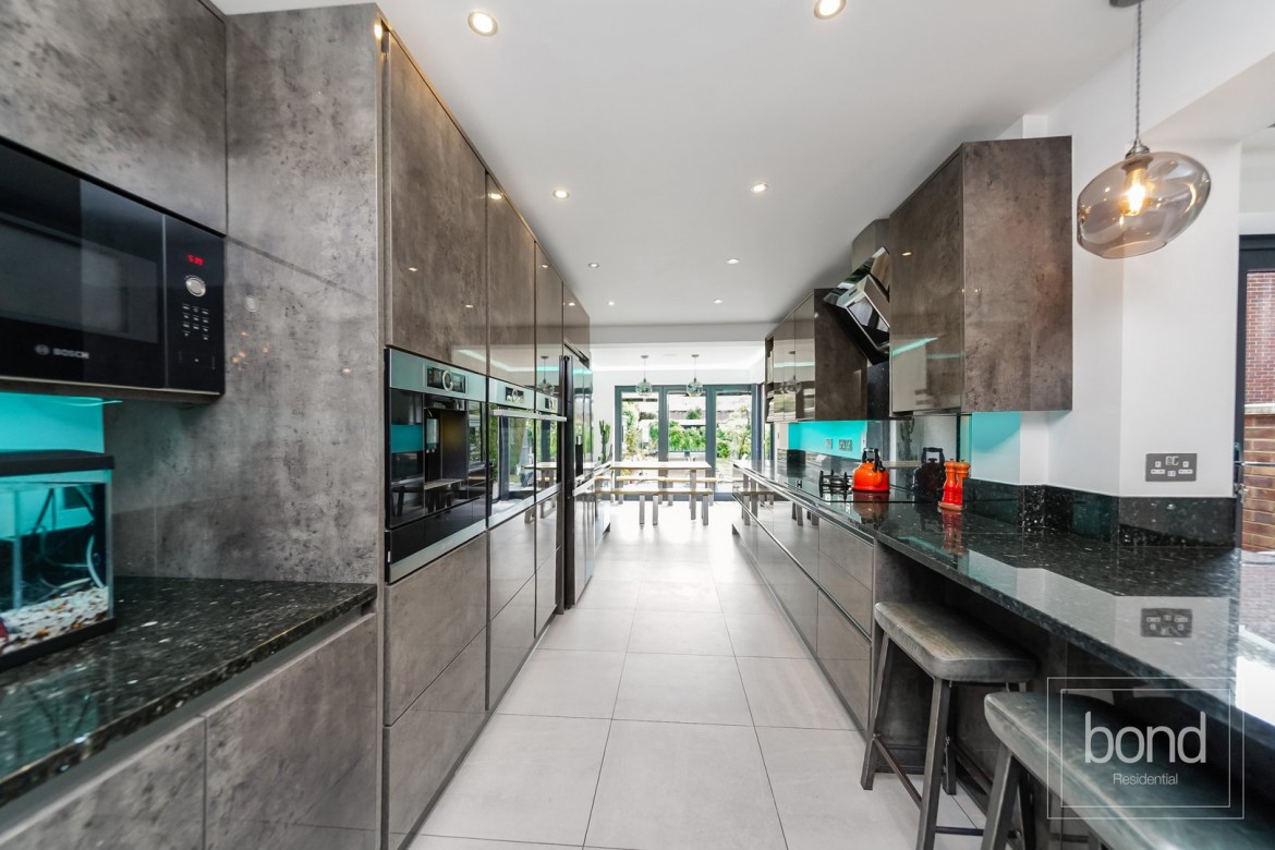 Images for Writtle Road, Chelmsford, Essex EAID:3363689002 BID:1388407