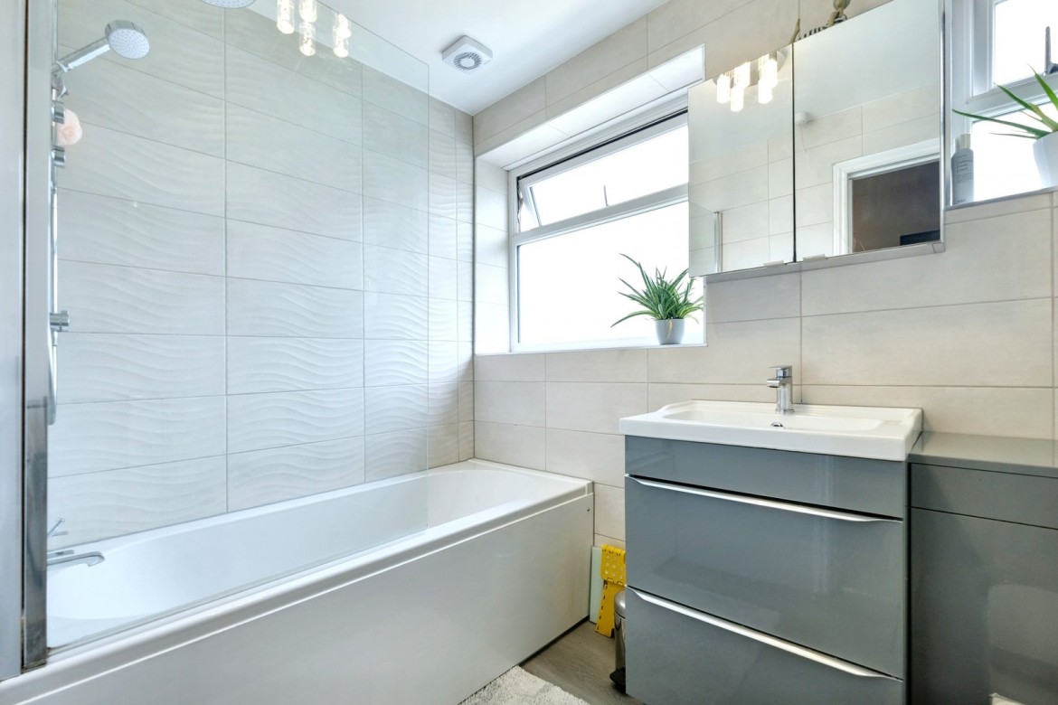 Images for Moulsham Lodge, Chelmsford, Essex EAID:3363689002 BID:1388407