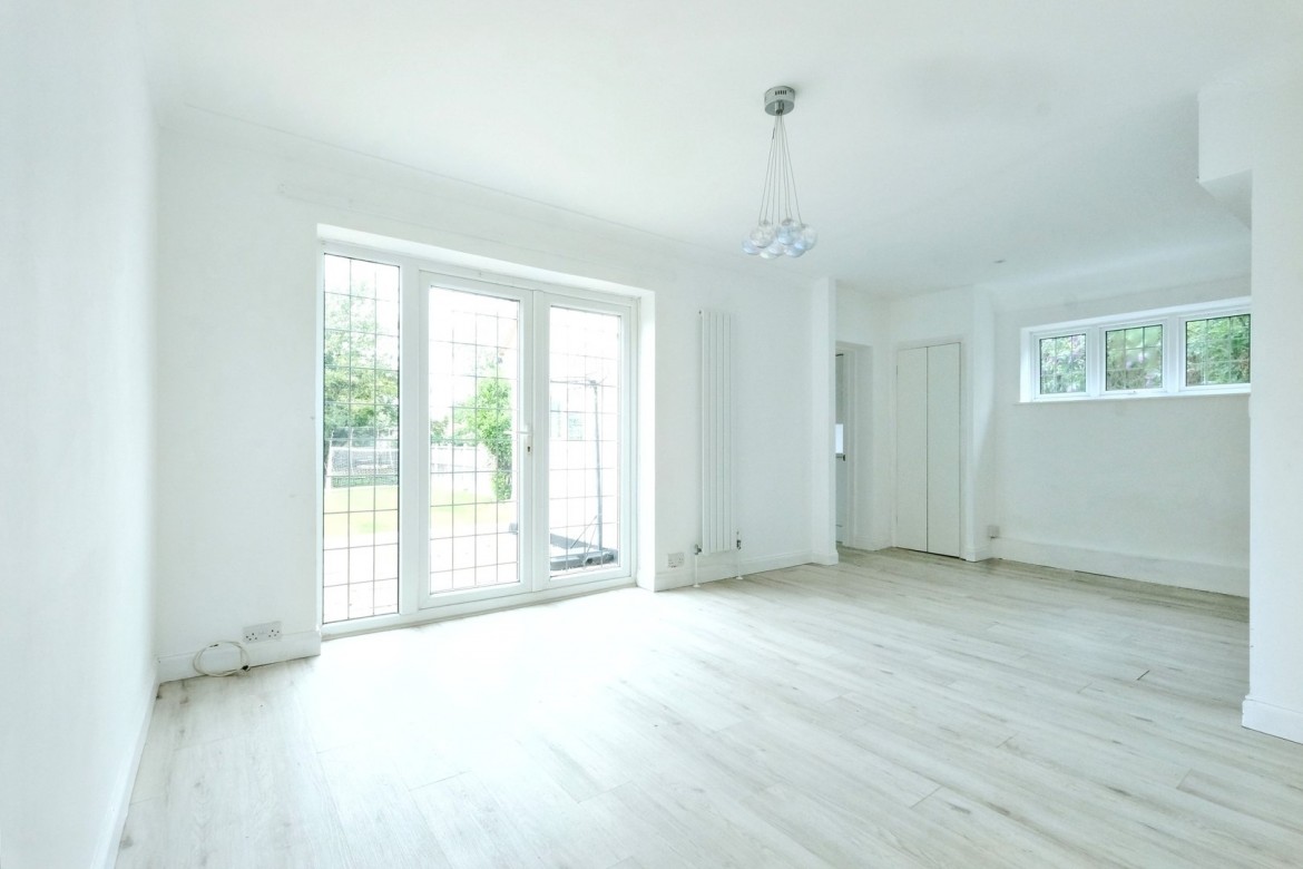 Images for Broomfield, Chelmsford, Essex EAID:3363689002 BID:1388407