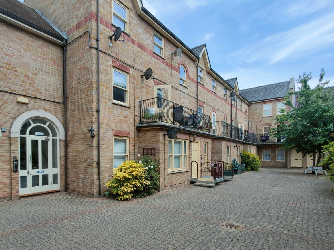 Images for Old Moulsham, Chelmsford, Essex EAID:3363689002 BID:1388407
