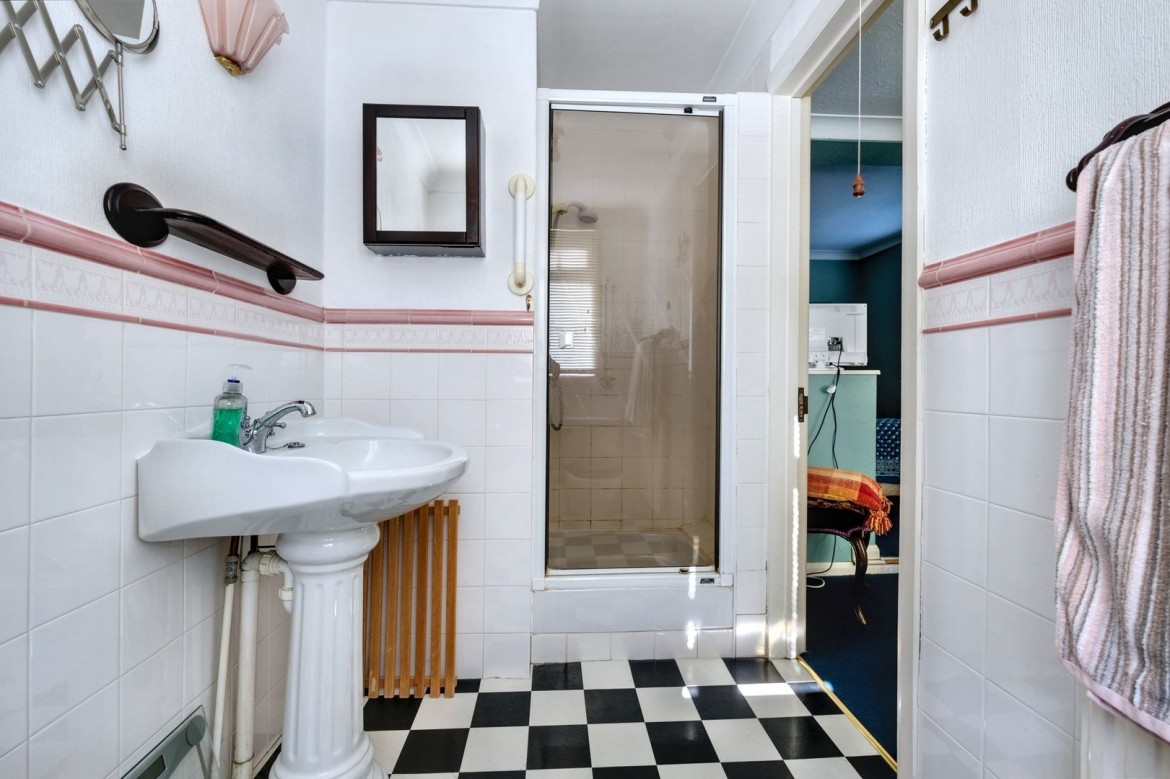 Images for Great Baddow, Chelmsford, Essex EAID:3363689002 BID:1388407