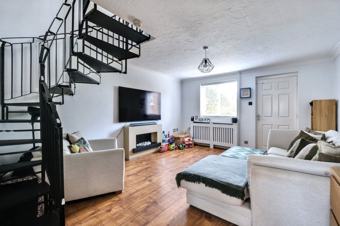 Images for Chelmer Village, Chelmsford, Essex EAID:3363689002 BID:1388407