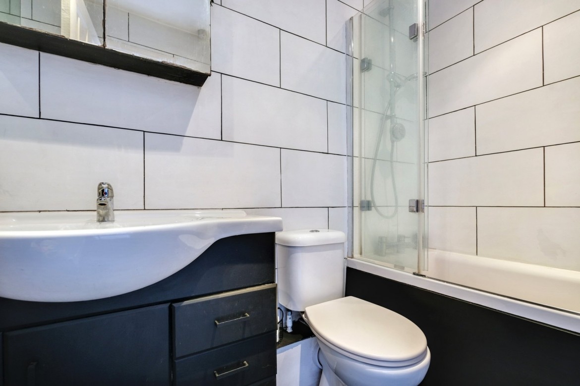 Images for Chelmer Village, Chelmsford, Essex EAID:3363689002 BID:1388407