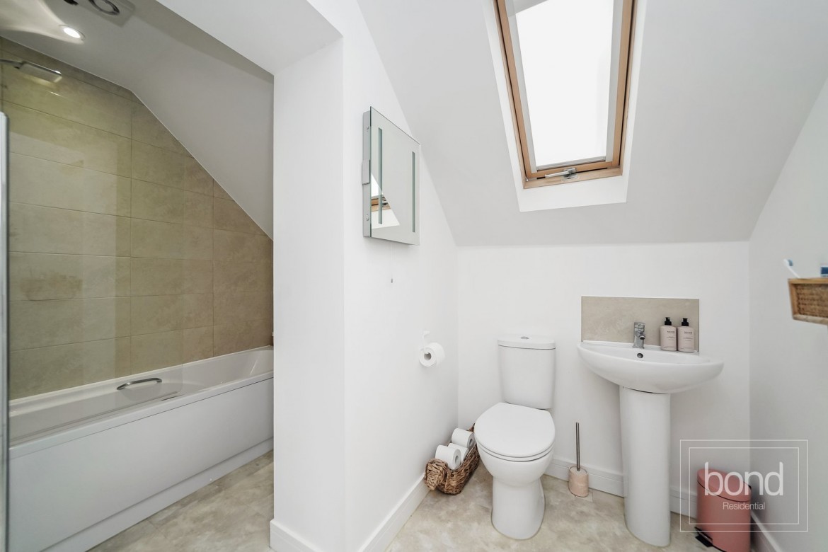 Images for Baddow Road, Chelmsford, Essex EAID:3363689002 BID:1388407