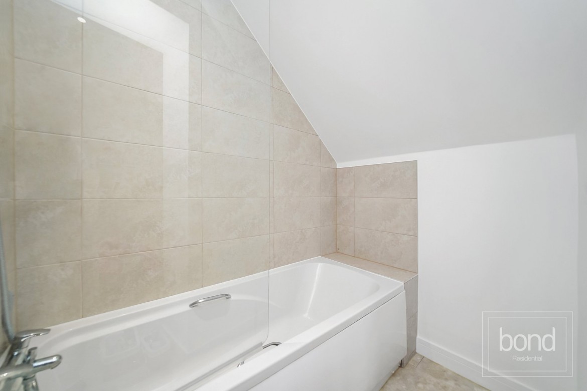 Images for Baddow Road, Chelmsford, Essex EAID:3363689002 BID:1388407