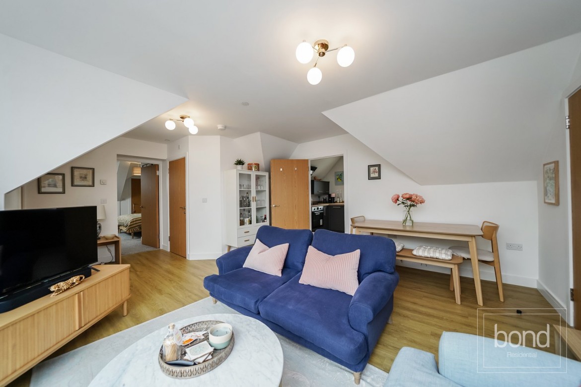Images for Baddow Road, Chelmsford, Essex EAID:3363689002 BID:1388407