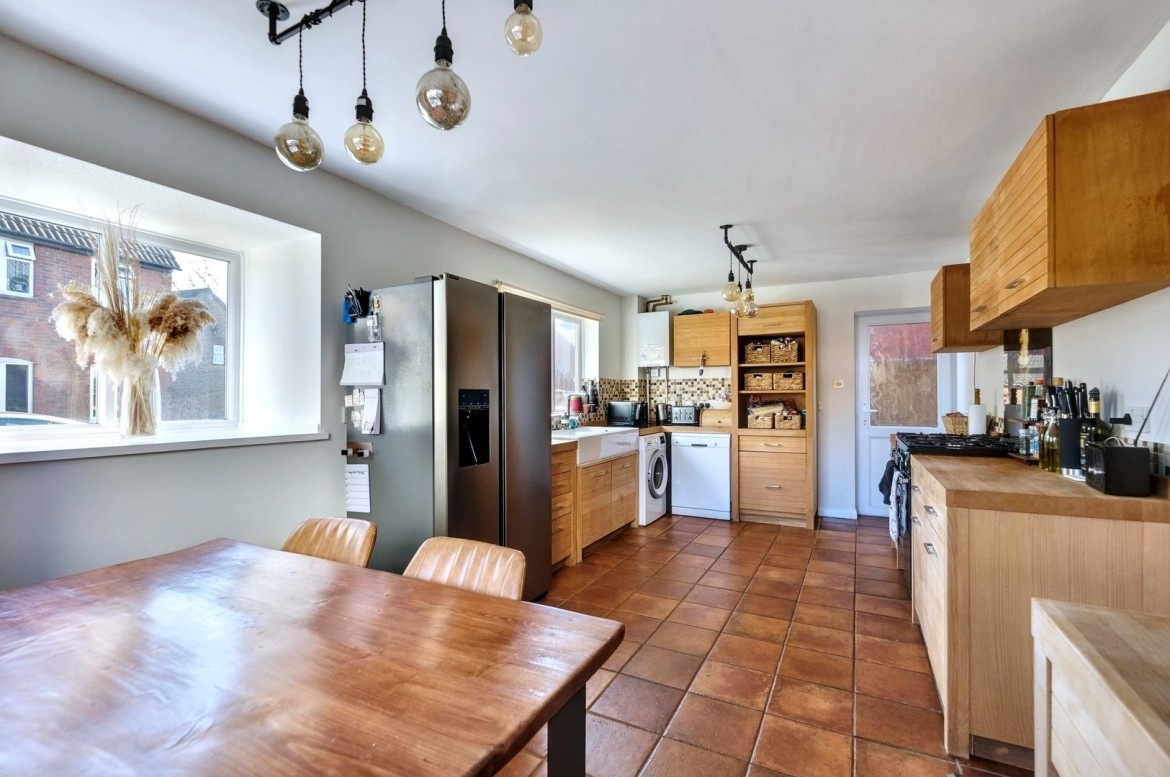 Images for Newlands Spring, Chelmsford, Essex EAID:3363689002 BID:1388407