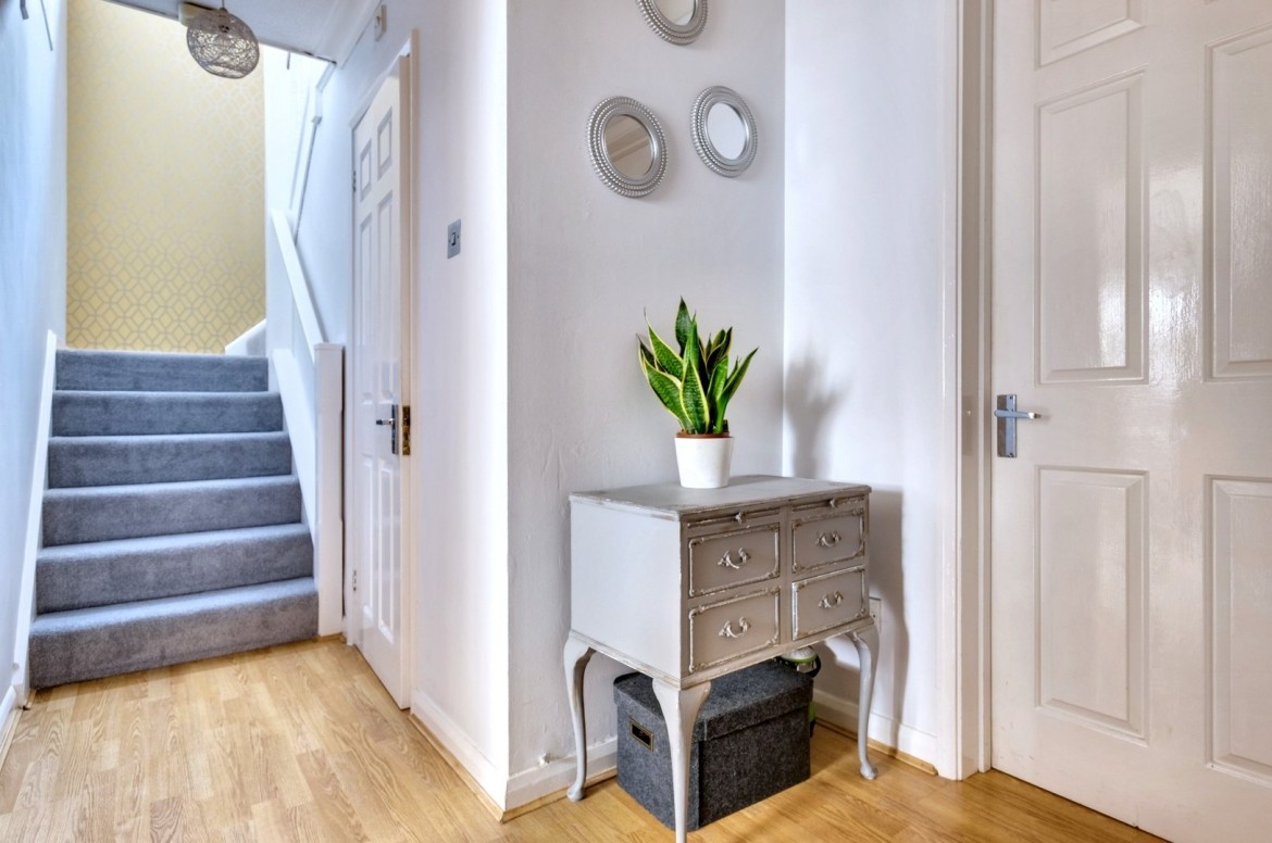Images for Newlands Spring, Chelmsford, Essex EAID:3363689002 BID:1388407