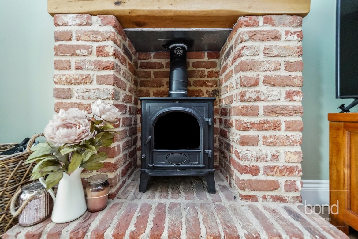 Images for Galleywood, Chelmsford, Essex EAID:3363689002 BID:1388407