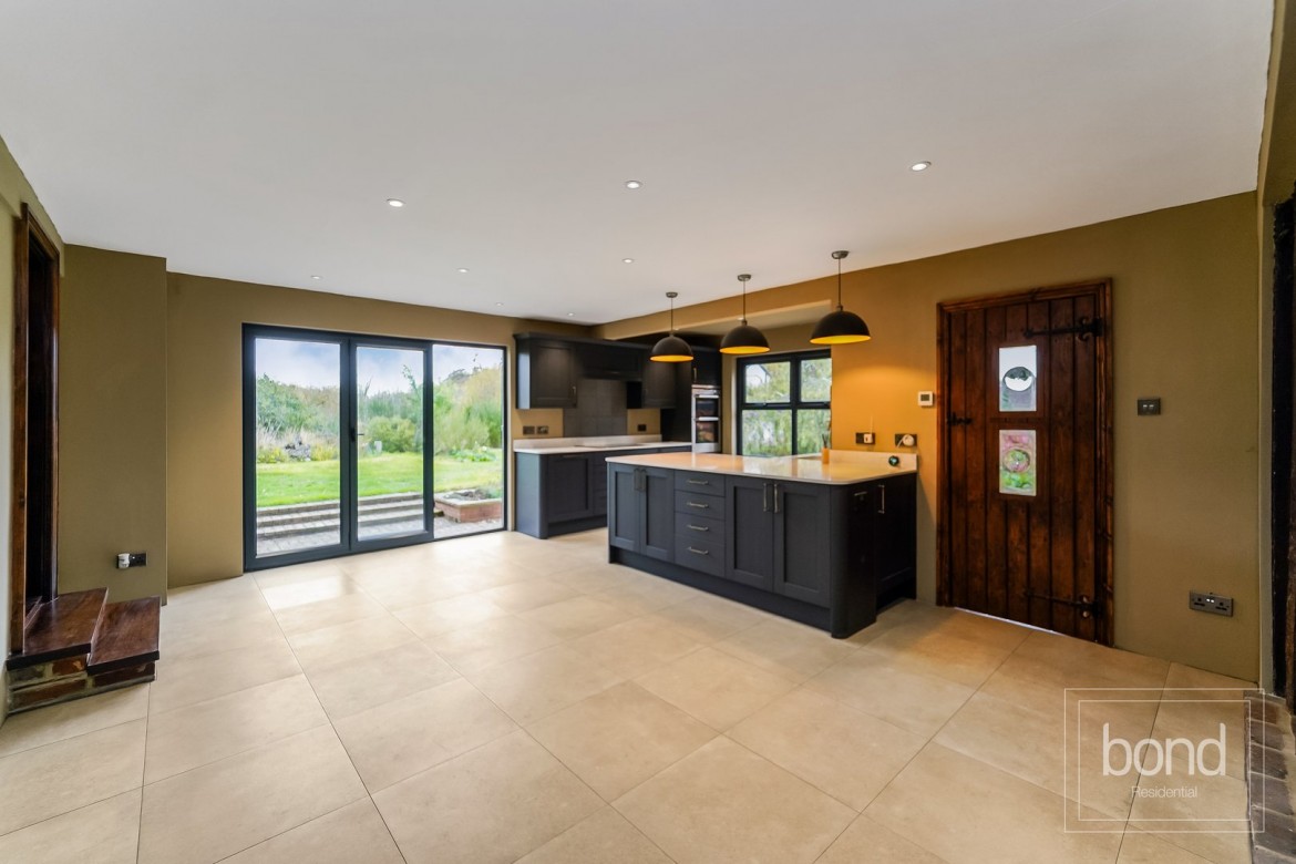 Images for Woodham Mortimer EAID:3363689002 BID:1388407