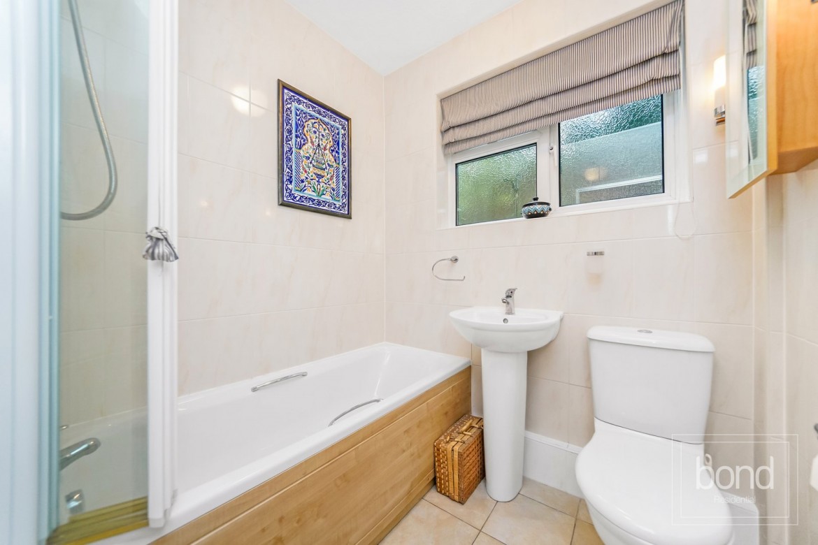 Images for Great Baddow, Chelmsford, Essex EAID:3363689002 BID:1388407