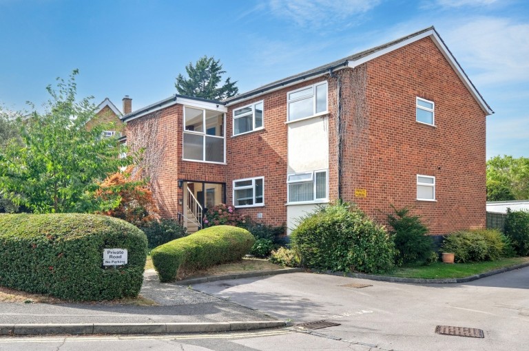 Great Baddow, Chelmsford, Essex - EAID:3363689002, BID:1388407
